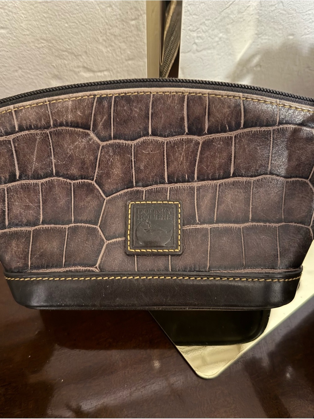 Dooney & Bourke Dark Brown Croc-Embossed Satchel with Black Trim w cosmetics bag - Picture 2 of 5